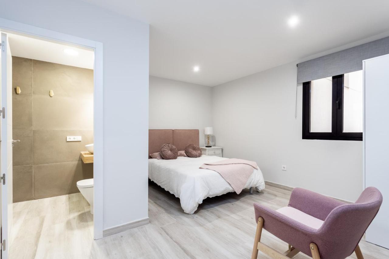 New 140M2 Loft-Style Flat At Town Heart, 3 Beaches Close Casa Leon El Médano Екстериор снимка
