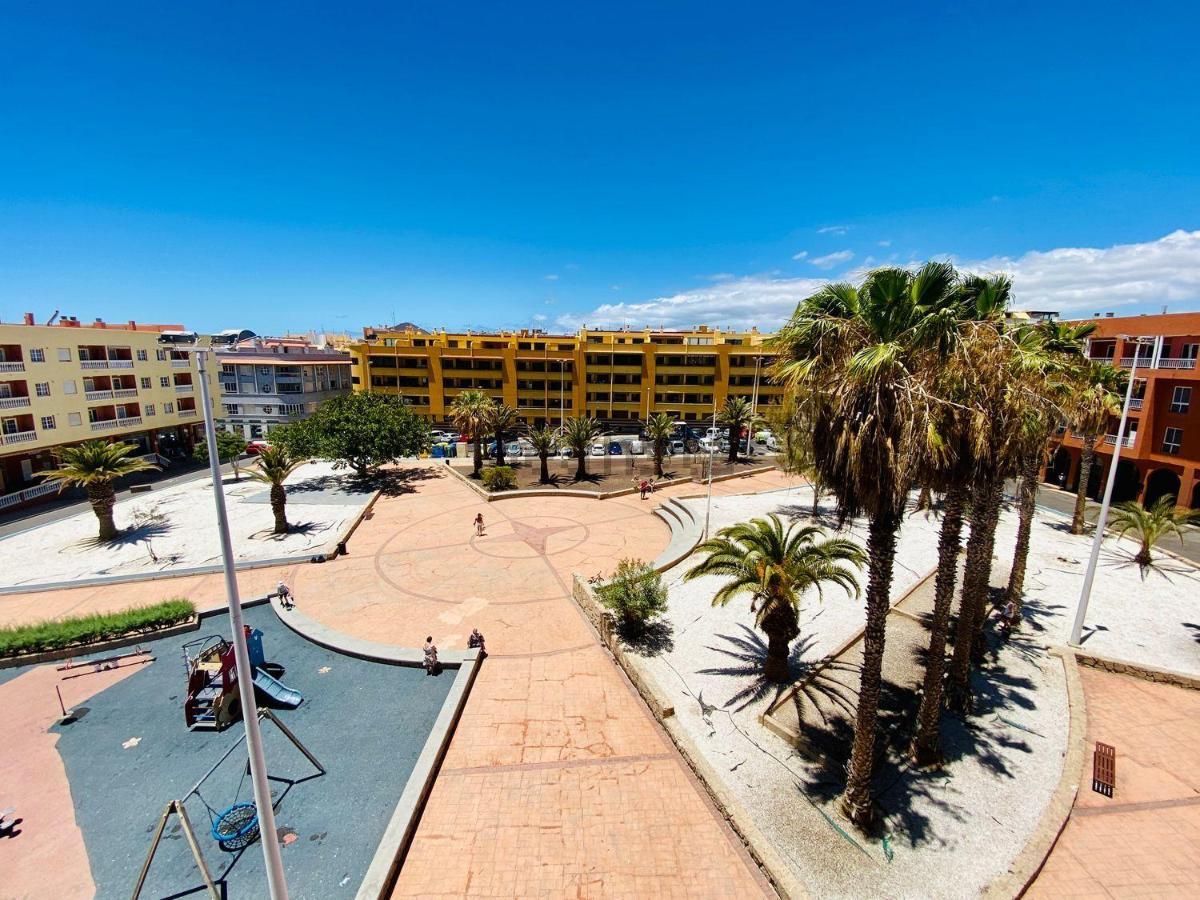 New 140M2 Loft-Style Flat At Town Heart, 3 Beaches Close Casa Leon El Médano Екстериор снимка